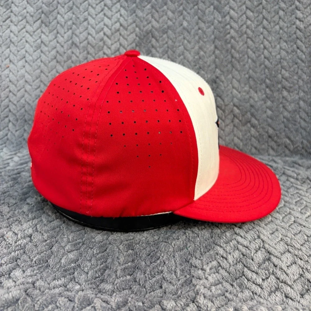 EvoShield FlexFit Baseball Hat Red White Star Logo Perforated Cap Size S/M 0660